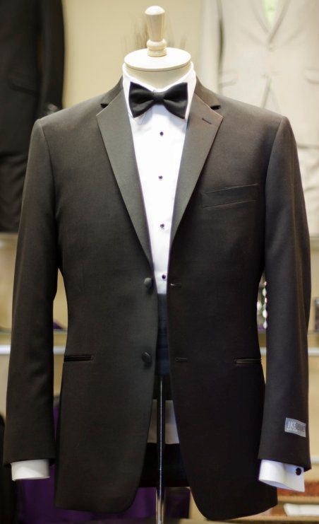 https://b2729635.smushcdn.com/2729635/wp-content/uploads/2014/09/black-tuxedo.jpg?lossy=1&strip=1&webp=1